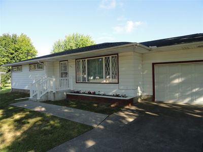 3956 Ridge Pkwy, Erie, PA, 16510