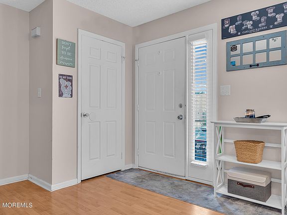 4th image of 661 Ellicott Avenue #H