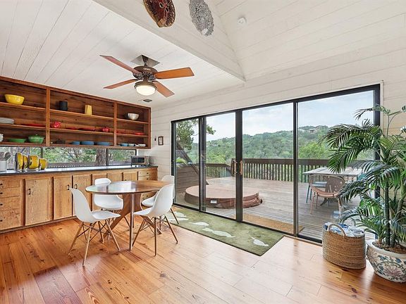 4th image of 1002 Jousting Pl