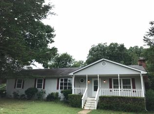 6846 Smith Station Rd, Spotsylvania, VA 22553