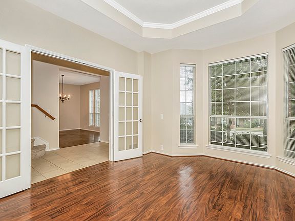 4th image of 1251 Highland Dr