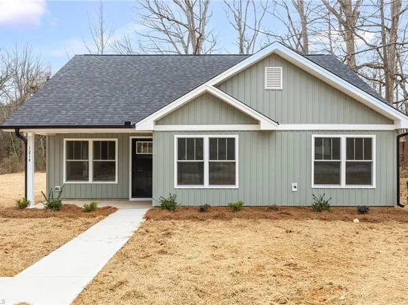 1214 Bowen Dr, Archdale, NC 27263