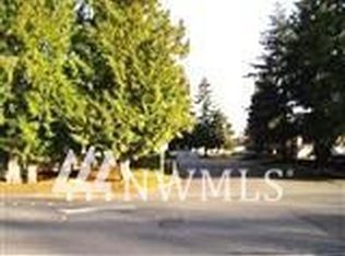 9116 1st Pl NE #8-1, Everett, WA 98205