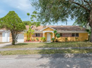 8671 Wichita Pl, Orlando, FL 32827