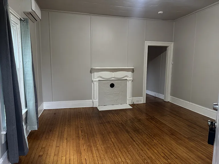 530 Park Ave #530 — Photo 3