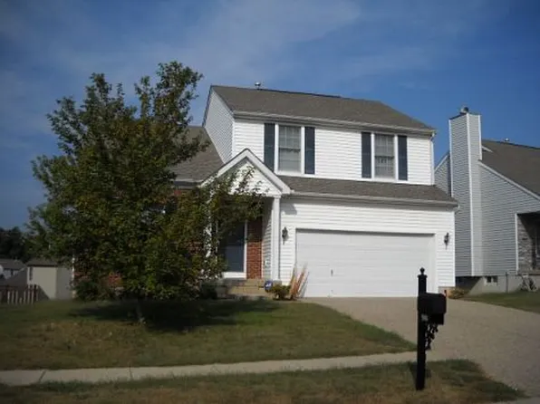 9904 River Trail Dr, Louisville, KY 40229