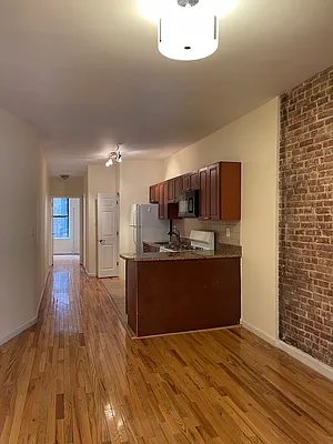 Rented by Corcoran | media 21