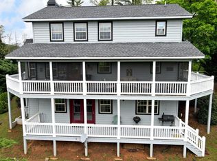 100 Rizzitello Ln, Blairsville, GA 30512