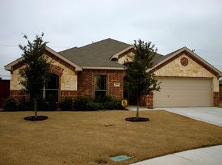 218 Commonwealth Cir, Waxahachie, TX 75165