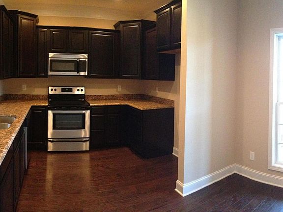 4th image of 8736 Wickford Way