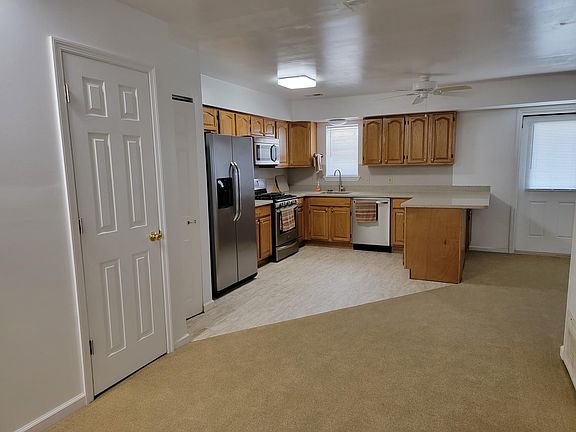 2nd image of 146 Greenland Dr
