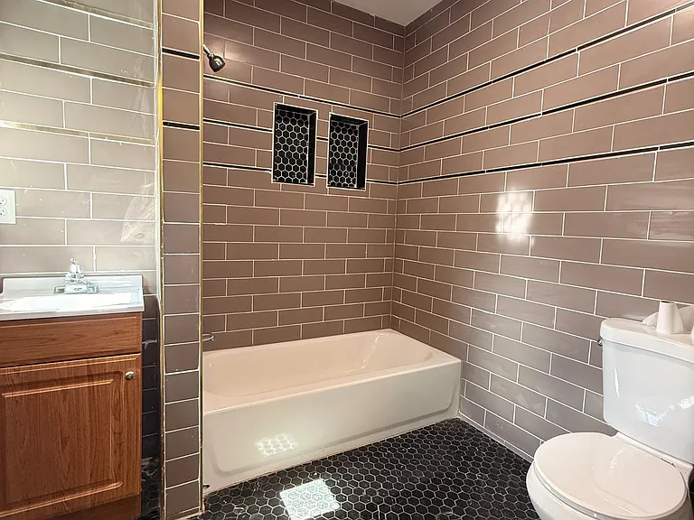 69 Worcester St #1 — Photo 18