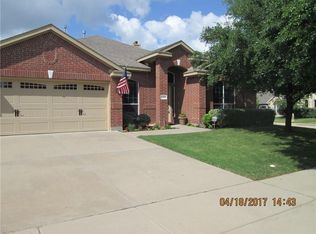 5200 Molasses Dr, Fort Worth, TX 76179
