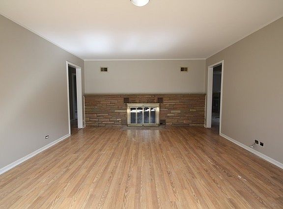 4th image of 1520 E Forest Ave