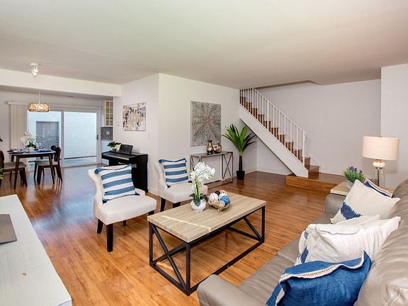 3rd image of 3032 Ironside Ct