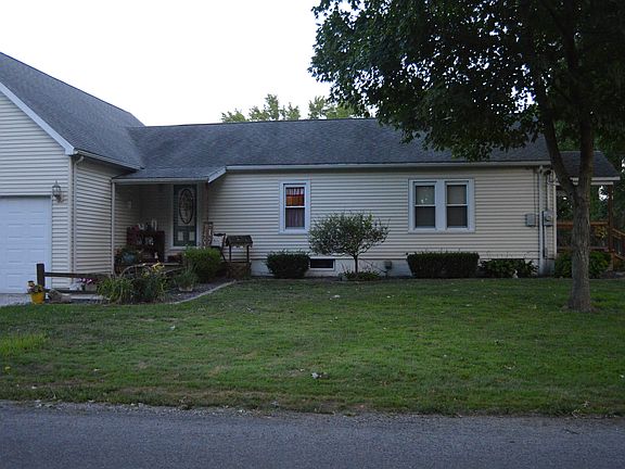 3rd image of 203 N Union St