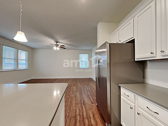 4th image of 109 Keyser Dr