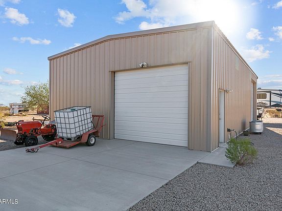 4th image of 32828 N 228TH Drive