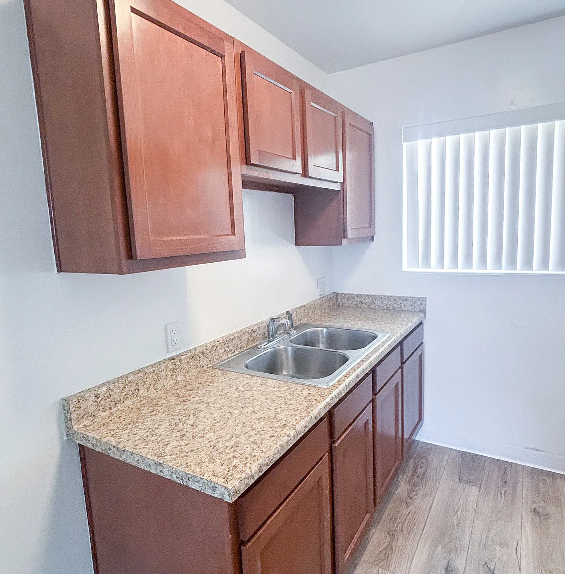 2 bed, $1,950 — Photo 2
