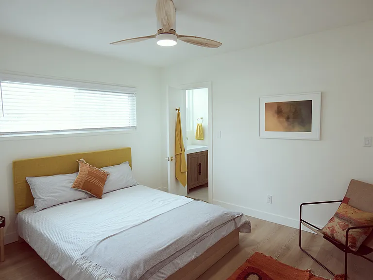 1016 N Crescent Heights Blvd #6 — Photo 16