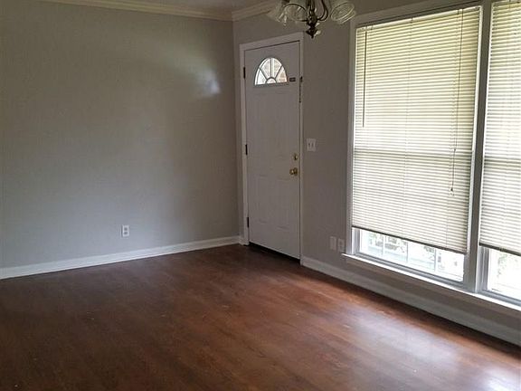4th image of 3302 McDow Ave NW