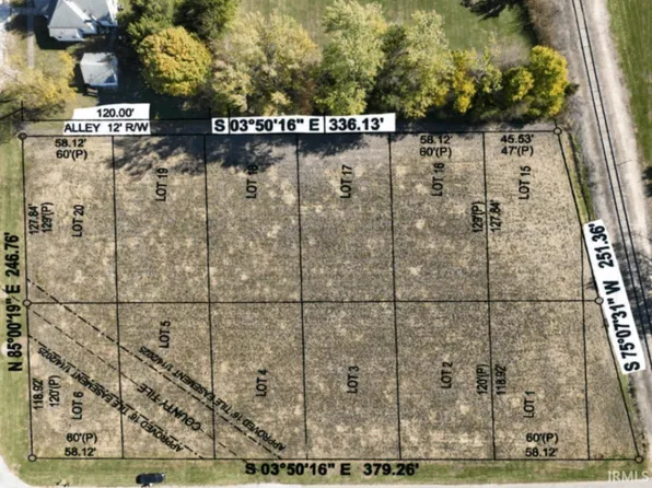 20 E North St, Boswell, IN 47921