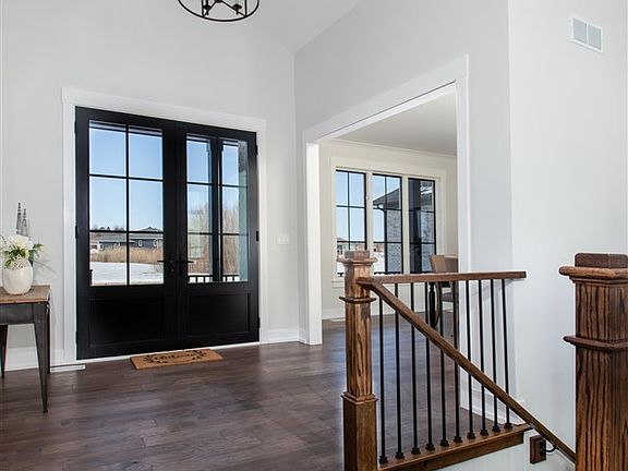 2nd image of 8811 Meadow Lake Trl
