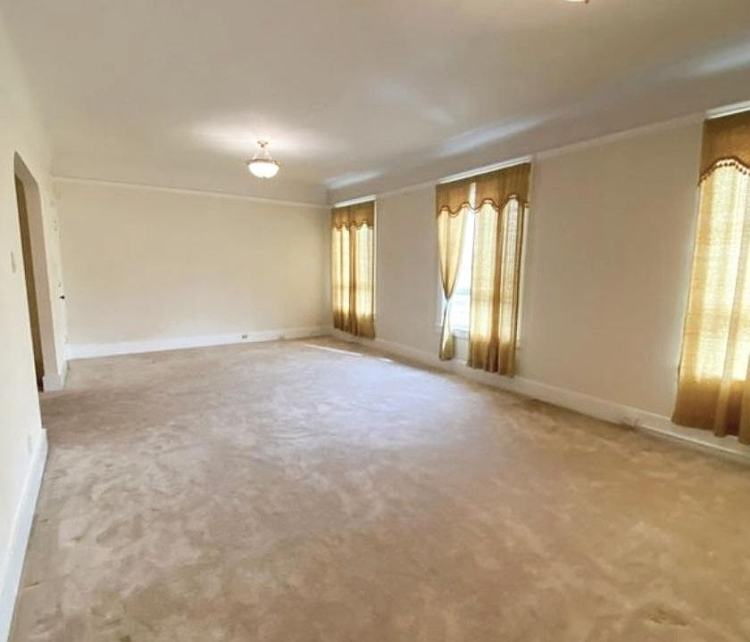 1st image of 491 15th Ave