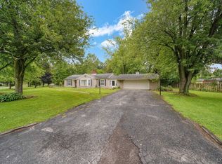 434 W Westwood Dr, Adrian, MI 49221