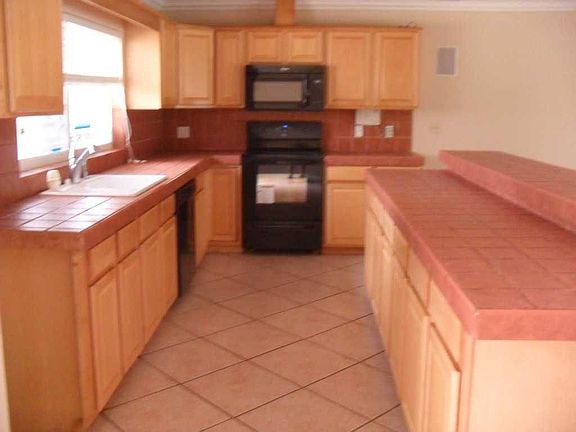 3rd image of 7408 Willems Dr