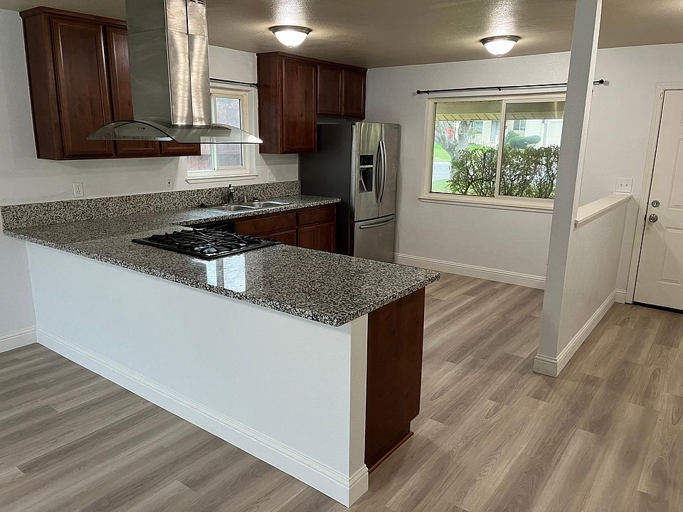 1st image of 6821 Admiral Ave
