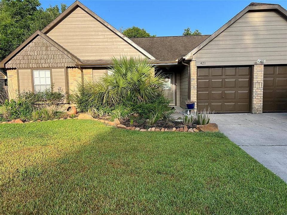 1st image of 421 Indian Meadow Dr