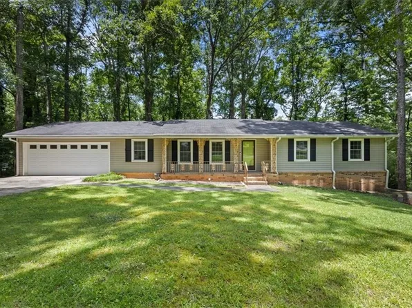 3957 Evans Dr, Lithia Springs, GA 30122