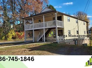 902 Pittsburg Ave, Winston Salem, NC 27105