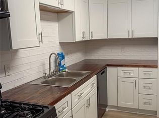 2821 E Bleeker Sq #C, Winston Salem, NC 27106