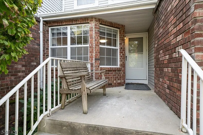 2 bed, 2.5 bath, $3,000 — Photo 3