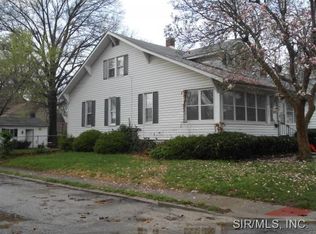 2627 Maxey St, Alton, IL 62002