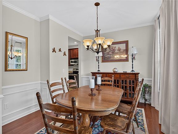 3rd image of 145 Largess Ln