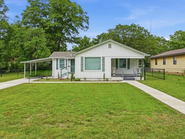 110 Erie Ave, Bessemer, AL 35023