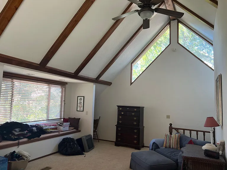 410 Rainer Rd — Photo 17