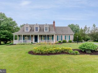 20 S Seasons Dr, Dillsburg, PA 17019