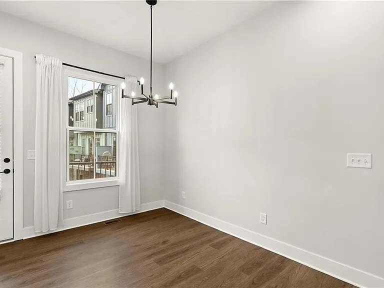 146 Chestnut Cir — Photo 26