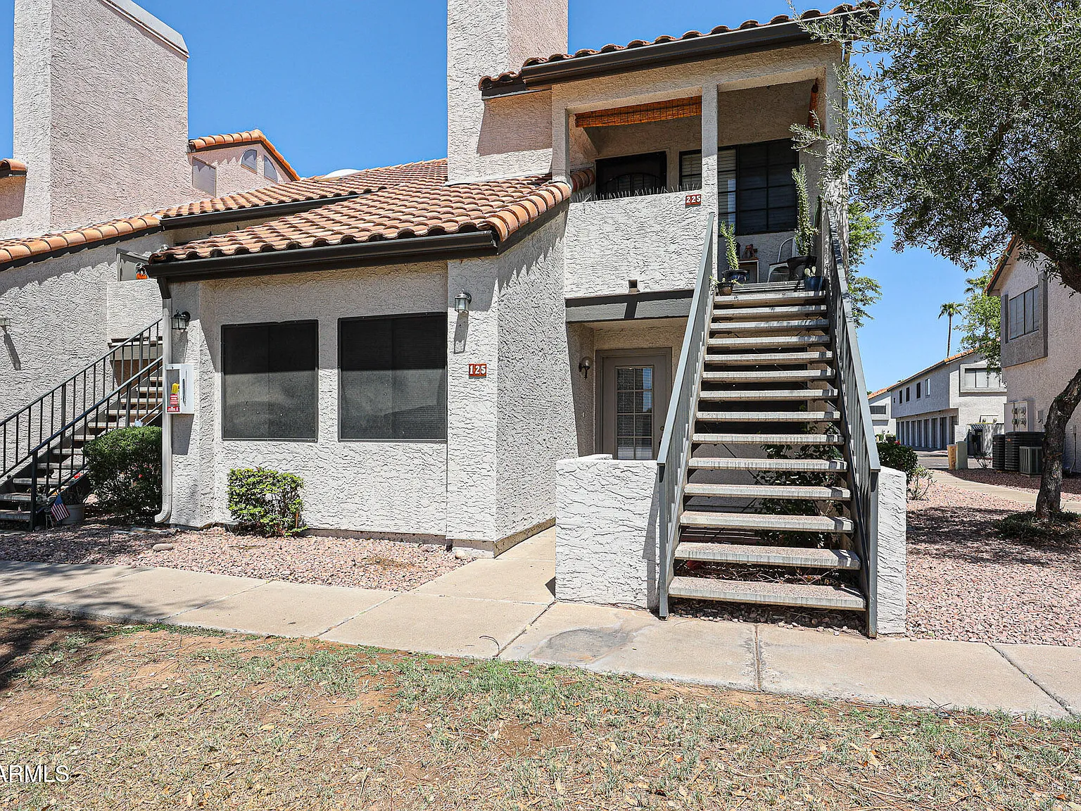 2 bed, 1.0 bath, 832 sqft, $1,600 — Photo 4