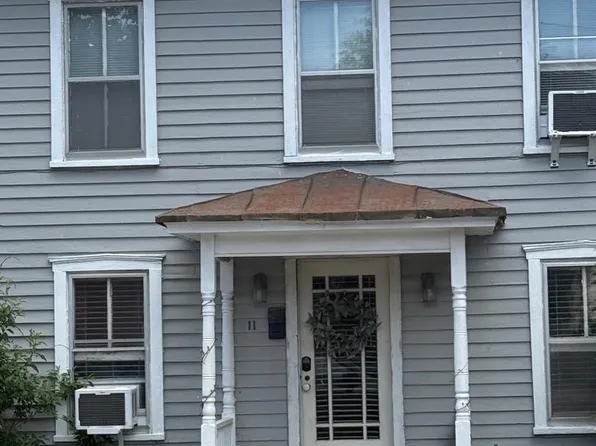 11 W Germain St, Winchester, VA 22601