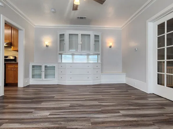 1810 1/2 I St, Sacramento, CA 95811