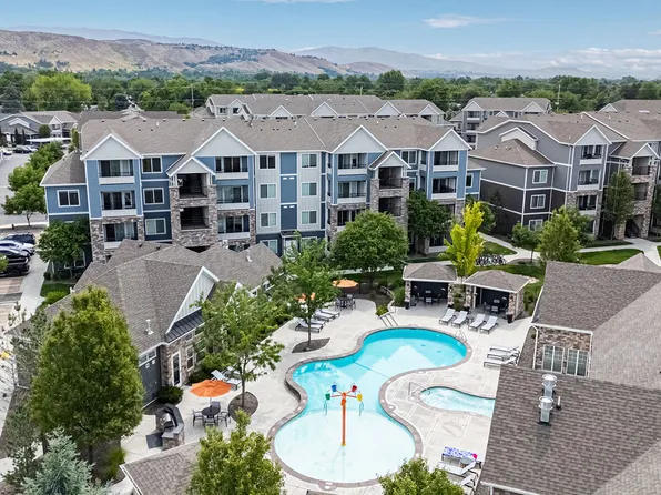 Kensington Apartments