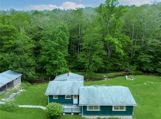 912 Triple Creek Rd, Champion, PA 15622