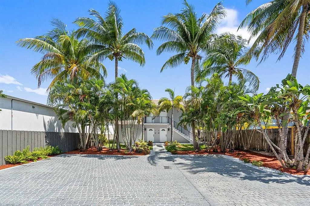 1 bed, 1.0 bath, 600 sqft, $1,900 — Photo 2