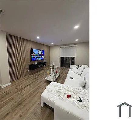 8301 Rio San Diego Dr #7