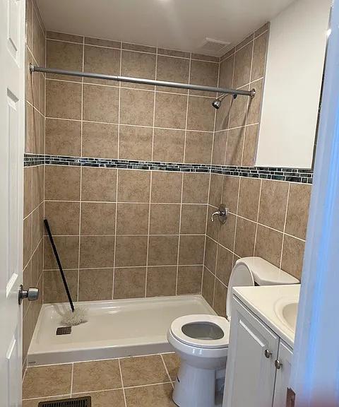 7813 Montgomery Ave — Photo 4